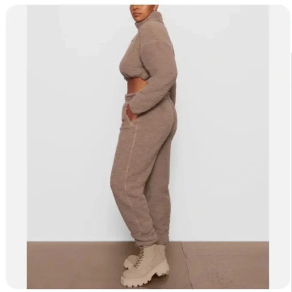 SOLD OUT Skims Teddy joggers tigers eye super soft zip pockets size XL - Picture 2 of 13